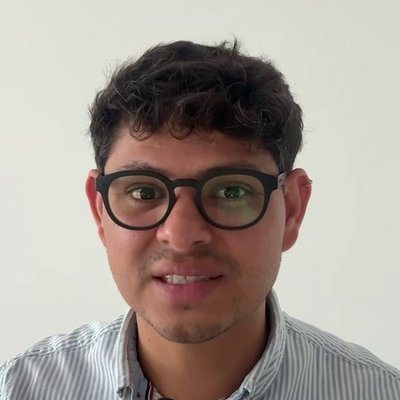 Mateo, equipo comercial